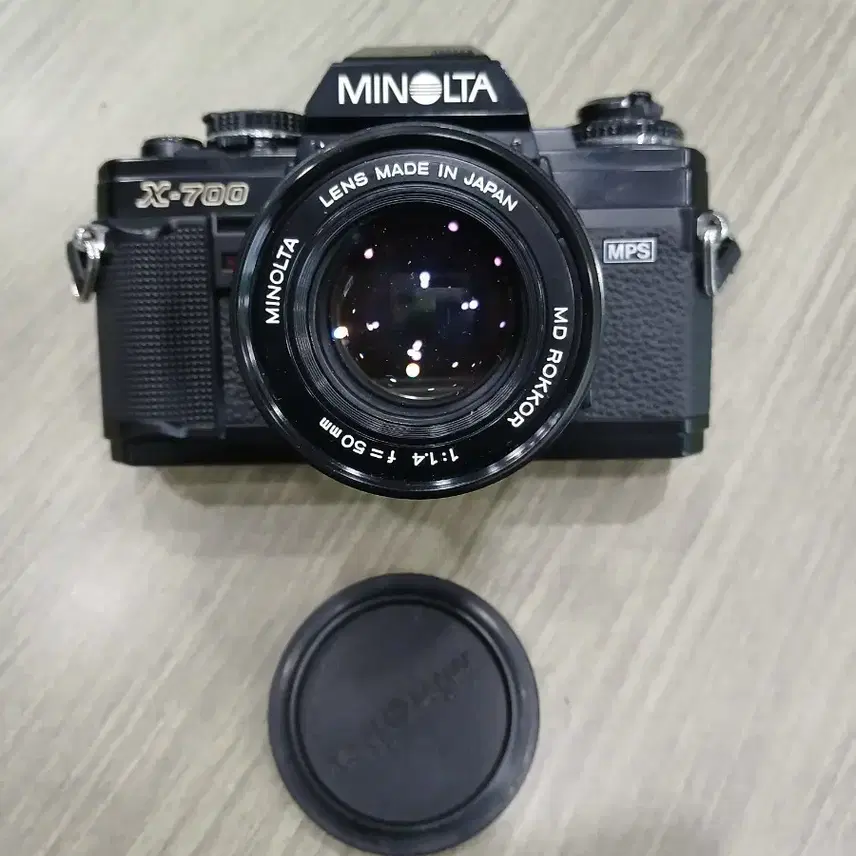 미놀타 X-700 MD ROKKOR 50mm 1.4 렌즈 포함 카메라